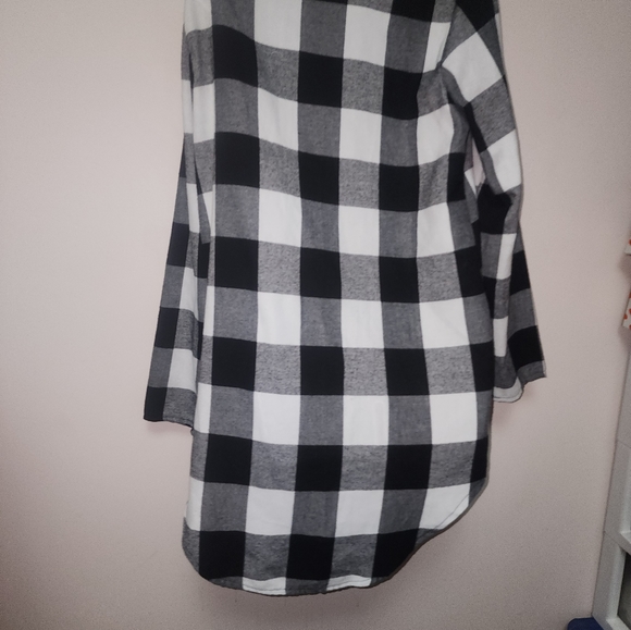 SHEIN Black and White Plaid Flannel Shirt L - Picture 12 of 12